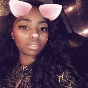 Meet your Posher, Kiara